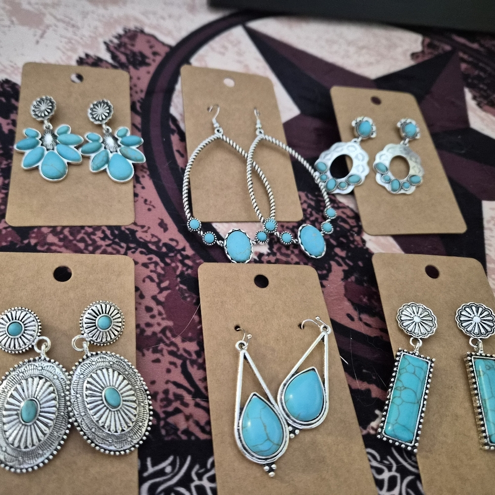Concho Turquoise Teardrop and Oval Earrings Set 6 A40 Western Wear Silver